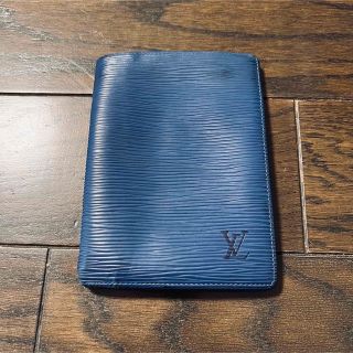 ルイヴィトン(LOUIS VUITTON)の【良品】LOUIS VUITTON エピ オーガナイザー パスポートケース(パスケース/IDカードホルダー)