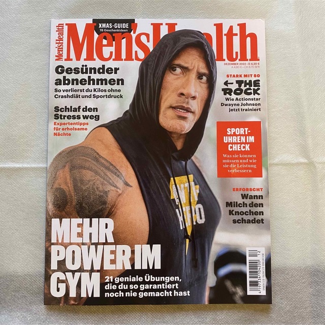 Men's Health Dwayne Johnson 洋書  エンタメ/ホビーの雑誌(専門誌)の商品写真