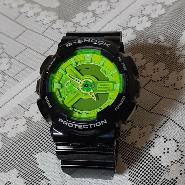 .*･ﾟG-SHOCKﾟ･*.ブラック×アップルグリーン  美品！！