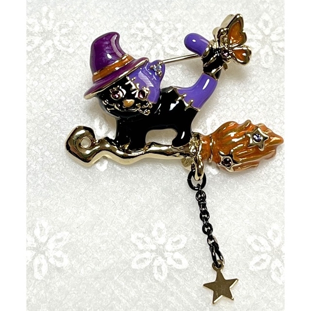 ANNA SUI(アナスイ)の【新品】ANNA SUI アナスイ 猫 ブローチ レディースのアクセサリー(ブローチ/コサージュ)の商品写真