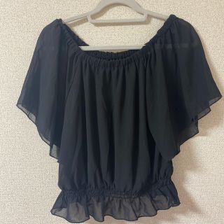 ニューリーミー(Newlyme)のオフショルダー 半袖 洋服(カットソー(半袖/袖なし))