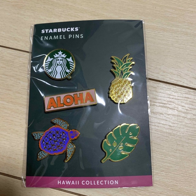 クラシック 《新品未使用》ハワイ限定 Starbucks スタバ ピンバッチ1セット 《新品未使用》ハワイ限定! Starbucks スタバ ピンバッチ1セット