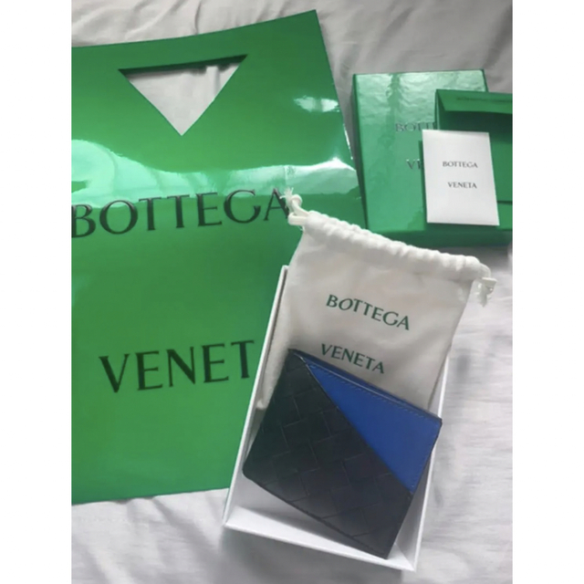 Bottega Veneta - 【美品、値下】ボッテガヴェネタ 二つ折り財布　イントレチャート　ブラック/ブルー