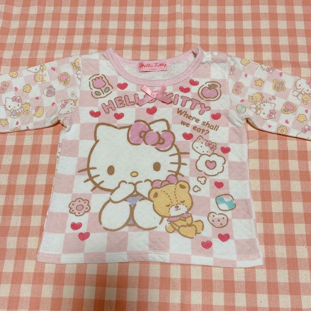 ハローキティ パジャマ 100cm キッズ/ベビー/マタニティのキッズ服女の子用(90cm~)(パジャマ)の商品写真