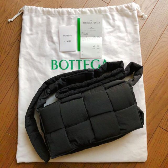 Bottega Veneta - 新品未使用 ボッテガ パデッド テック カセット