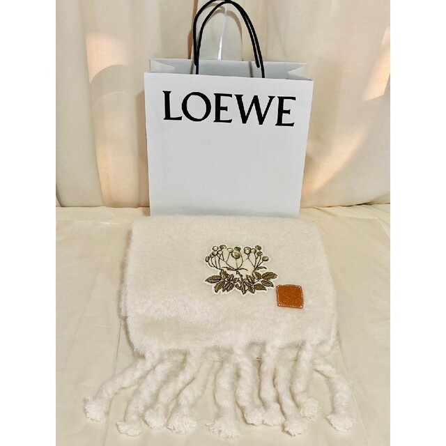 96800円素材LOEWE モヘア　マフラー　ホワイト