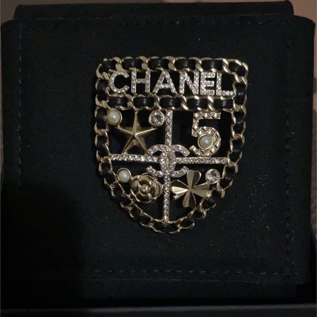 CHANEL  ブローチ