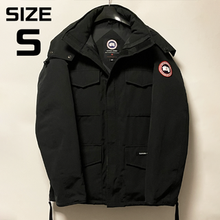 カナダグース(CANADA GOOSE)の【美品・完品】カナダグース カムループス KAMLOOPS 黒 S【送料込】(ダウンジャケット)