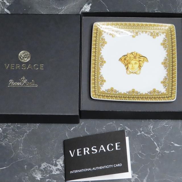 VERSACE(ヴェルサーチ)の新品VERSACEプレートお皿食器ヴェルサーチェインテリア小物入れローゼンタール インテリア/住まい/日用品のキッチン/食器(食器)の商品写真