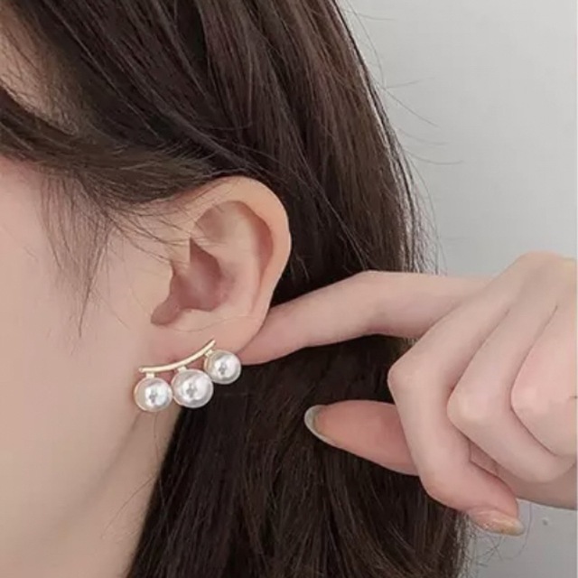 ソフトパープル クリスマス限定K18オーヴダイヤピアス ete エテピアス