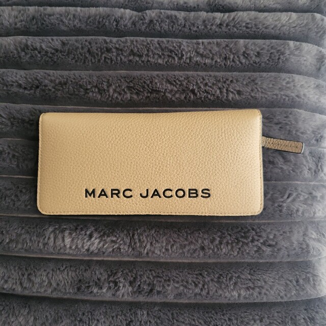 MARC BY MARC JACOBS - 美品☆マークジェイコブス☆長財布 人気色！の