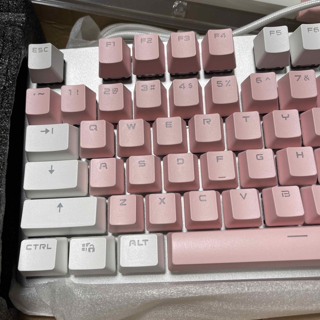 【新品未使用】可愛いゲーミングキーボード