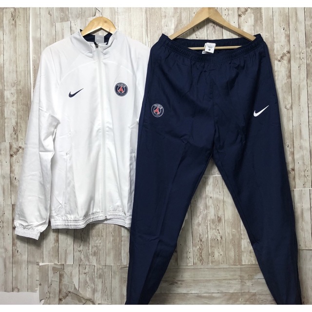 【激レア】パリサンジェルマン  トラックスーツ　ナイキ　NIKE PSG Lポリエステル100％インセット