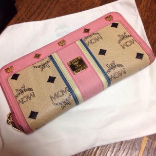 エムシーエム(MCM)の限定値下げ♡MCMピンク長財布♡(財布)