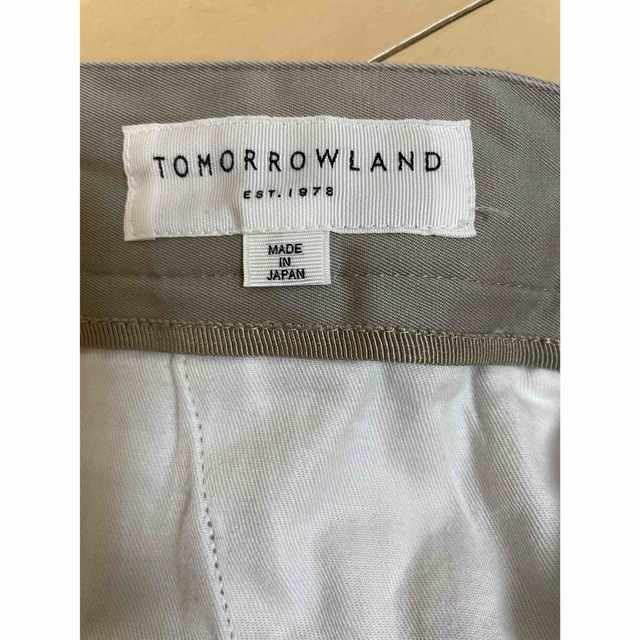 TOMORROWLAND(トゥモローランド)のtomorrow land スキニー　綿パン メンズのパンツ(チノパン)の商品写真