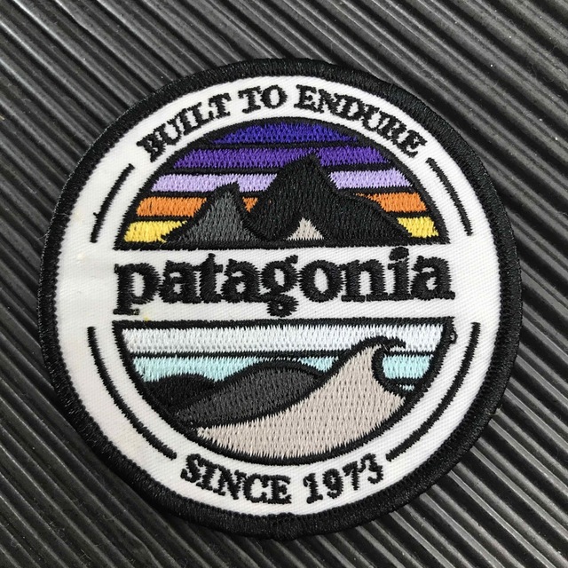 patagonia(パタゴニア)の◆アウトレット品◆ 7cm径 PATAGONIA ロゴ アイロンワッペン -10 エンタメ/ホビーのミリタリー(その他)の商品写真