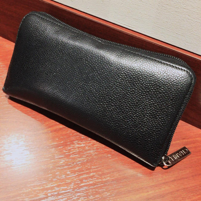 CHANEL キャビアスキン ラウンドファスナー 長財布 CHANEL キャビアスキン ラウンドファスナー 長財布
