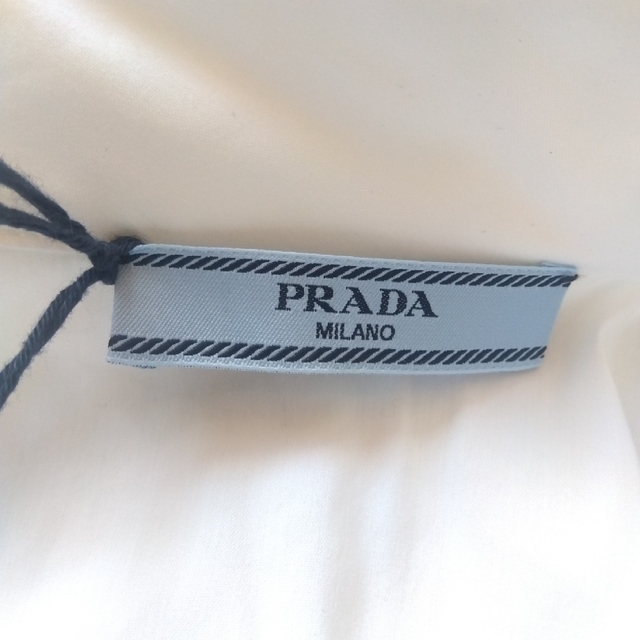 【PRADA】新品タグ付き リボンカラーデザインバックボタン 長袖シャツ 42