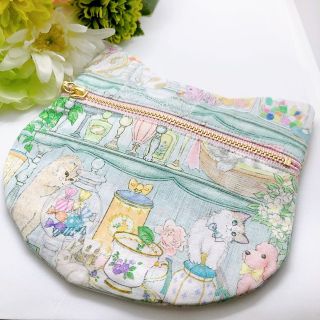 フランシュリッペ(franche lippee)の【ハンドメイド】22キャビネット ねこ型ポーチ(ポーチ)