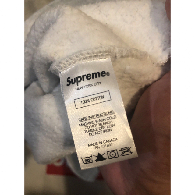 Supreme(シュプリーム)のSupreme Small Box Crewneck トレーナー　スウェット　L メンズのトップス(スウェット)の商品写真