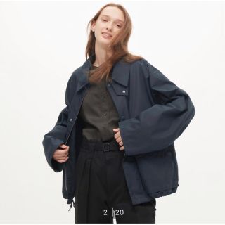 ユニクロ(UNIQLO)のユーティリティショートブルゾン　ブルー(ブルゾン)