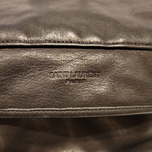 Saint Laurent(サンローラン)のSAINT LAURENT PARIS リュック　バックパック　レザー　ブラック メンズのバッグ(バッグパック/リュック)の商品写真