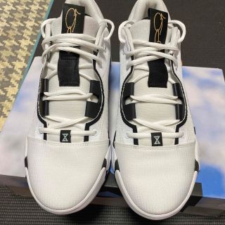 ナイキ(NIKE)のPG6 白　28センチ新品　未使用(バスケットボール)