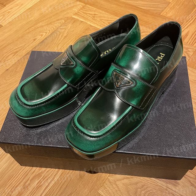 現品限り一斉値下げ！ PRADA - 希少 新品 21AW PRADA ローファー