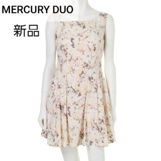 マーキュリーデュオ(MERCURYDUO)の新品♡ MERCURY DUO マーガレット柄タックワンピース パーティードレス(ミニワンピース)