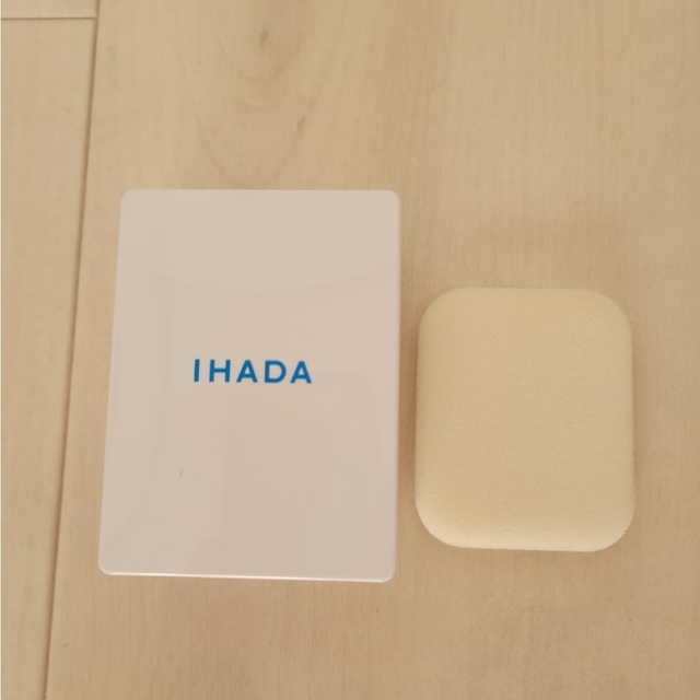 IHADA(イハダ)のIHADA 薬用ﾌｪｲｽﾌﾟﾛﾃｸﾄﾊﾟｳﾀﾞｰ コスメ/美容のベースメイク/化粧品(フェイスパウダー)の商品写真