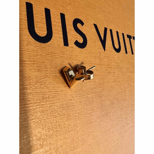LOUIS VUITTON - ☆極美品☆ ヴィトン エセンシャル V M68153 ピアス