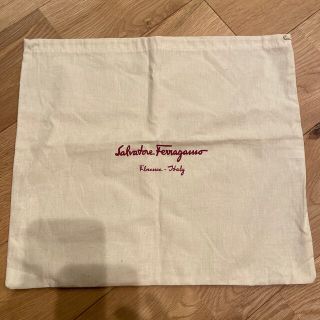 サルヴァトーレフェラガモ(Salvatore Ferragamo)のferragamo 袋(ショップ袋)