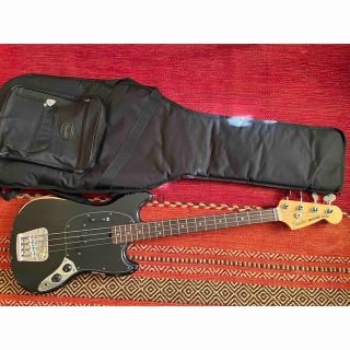 フェンダー(Fender)のFender JMJ road worn Mustang bass(エレキベース)