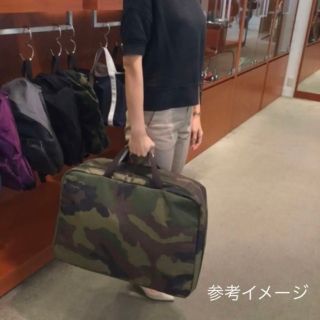 新品・未使用◯ エルベ・シャプリエ 迷彩 ソフト トラベルケース
