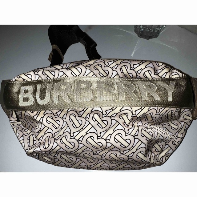 BURBERRY(バーバリー)のバーバリー BURBERRY ウエストバッグ・ボディバッグ　よねやんまー様 メンズのバッグ(ボディーバッグ)の商品写真