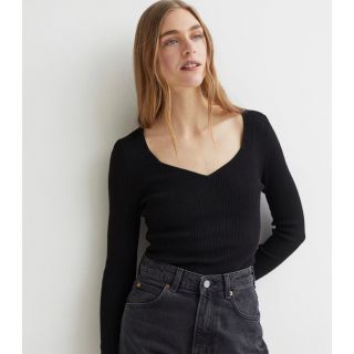 エイチアンドエム(H&M)のH&M リブトップス(カットソー(長袖/七分))