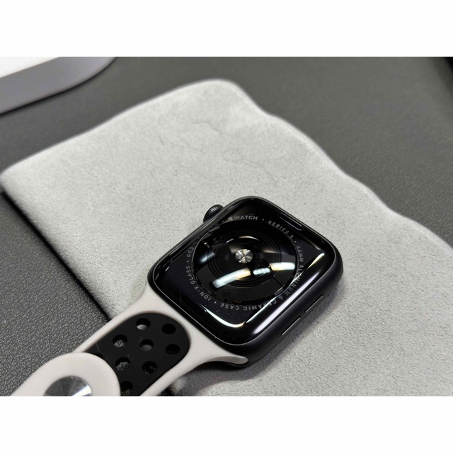 Apple Watch S5