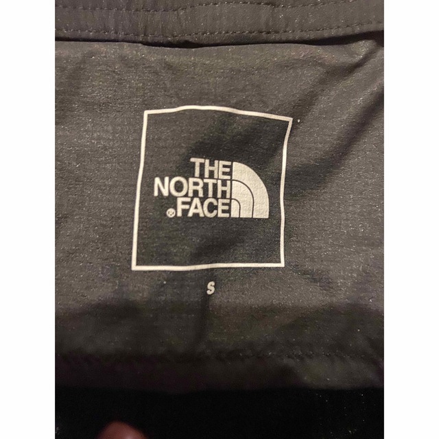 THE NORTH FACE(ザノースフェイス)の未使用新品　ノースフェイス  レッドラン　パンツ　レディース  S レディースのパンツ(カジュアルパンツ)の商品写真