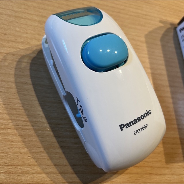 Panasonic(パナソニック)のパナソニック ヘアーカッター パックンカット 白 ER3300P-W キッズ/ベビー/マタニティの洗浄/衛生用品(散髪バサミ)の商品写真