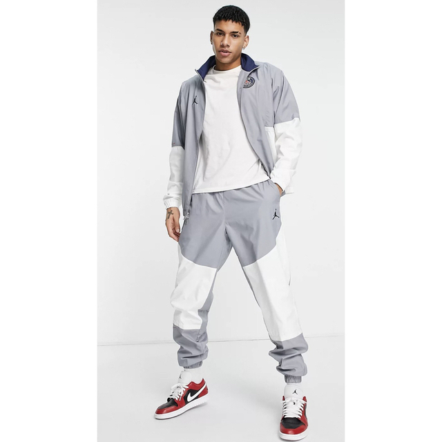 NIKE - 芦澤竜誠着用 NIKE パリサンジェルマン PSG JORDAN NIKE - 芦澤竜誠着用 NIKE パリサンジェルマン PSG JORDAN