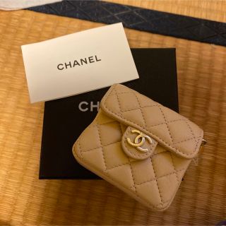 CHANEL メタリックカラーレザーグッズ　チャーム