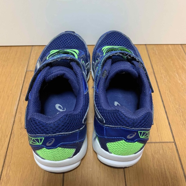 asics(アシックス)のアシックス　キッズ シューズ　20cm  子供　靴 キッズ/ベビー/マタニティのキッズ靴/シューズ(15cm~)(スニーカー)の商品写真