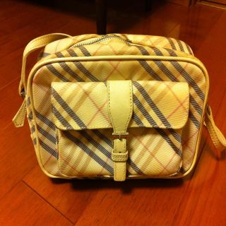 バーバリー(BURBERRY)の♡BURBERRY ショルダーバッグ♡(ショルダーバッグ)