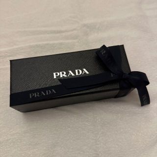 プラダ(PRADA)のプラダ　箱&リボン　新品(ラッピング/包装)