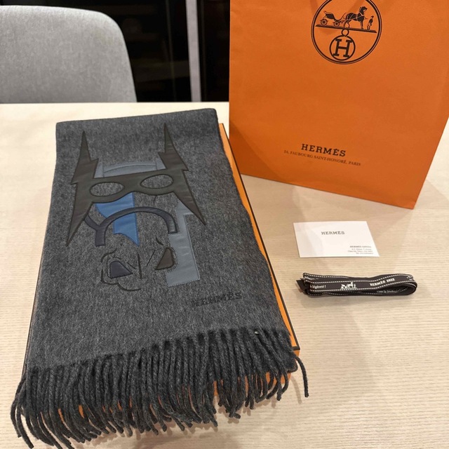 新品未使用　HERMES マフラー　馬　羊革　グレーマフラー