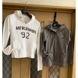 アバクロンビーアンドフィッチ(Abercrombie&Fitch)の２枚組　❤️Abercrombie&Fitch❤️(パーカー)