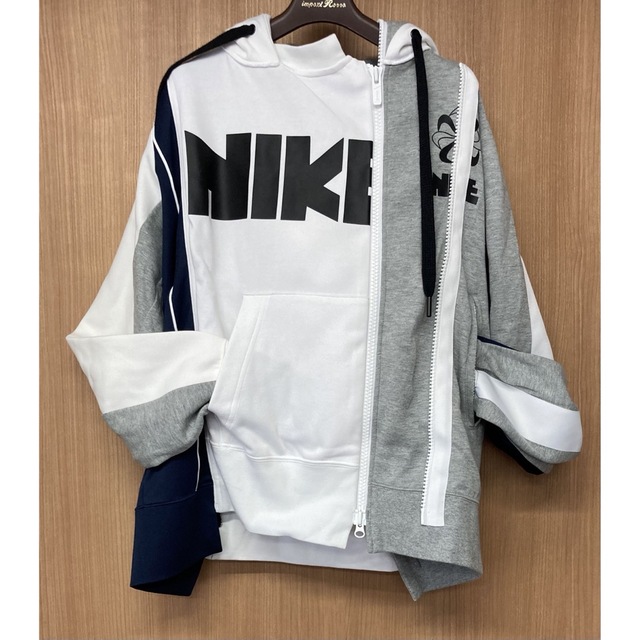 sacai×nike 再構築パーカー　レディースLサイズ　サカイ　ナイキ