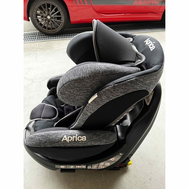 Aprica 新生児から使えるチャイルドシート 自動車用チャイルドシート本体