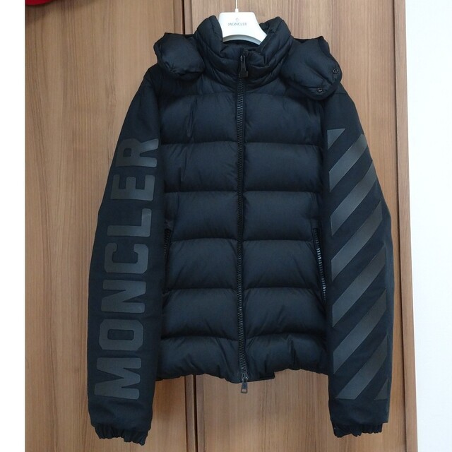 人気絶頂 MONCLER - moncler off-white モンクレール オフホワイト