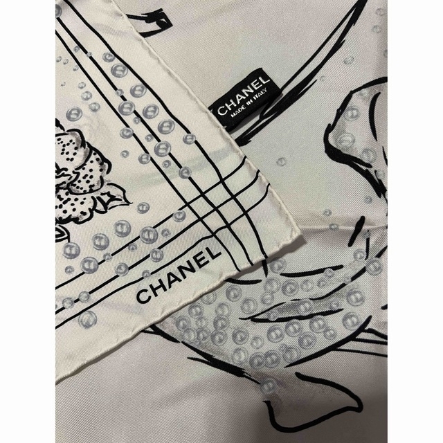 CHANEL シルク スカーフ ホワイト CHANEL シルク スカーフ ホワイト